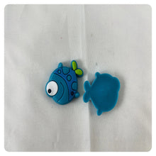 Load image into Gallery viewer, Set of 2 - PVC Resin - Blue Fish
