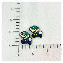 Load image into Gallery viewer, Set of 2 - PVC Resin - Luigi - Mario - Video Games
